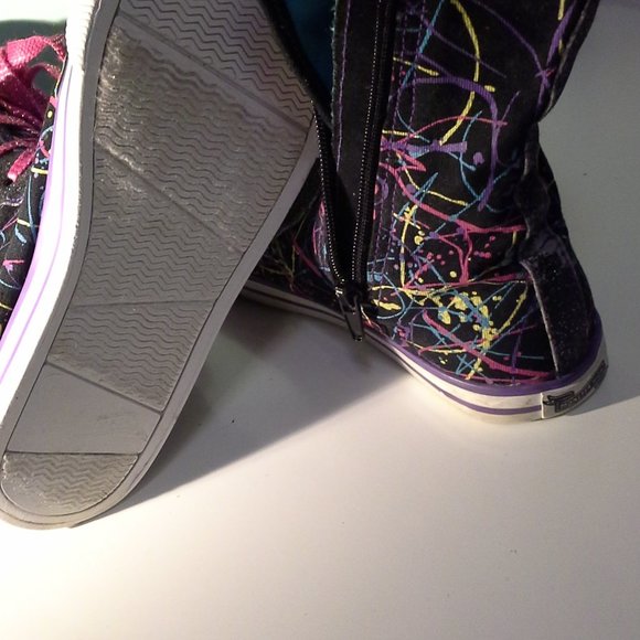 🩷HOST PICK🩷MONSTER HIGH  "high" tall sneakers - Picture 5 of 6